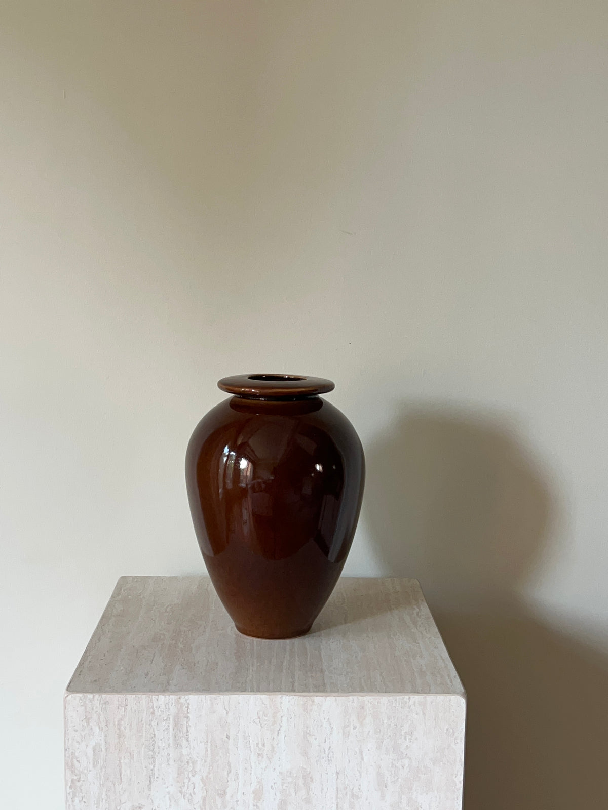 Small Glossy Vase - Deep Caramel