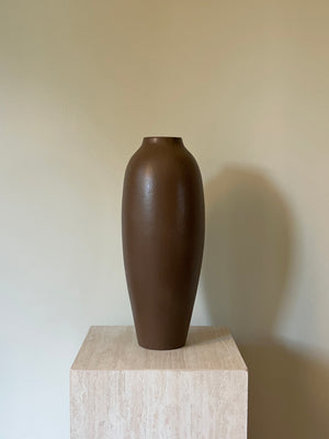 Tall Pottery Vase - Brown